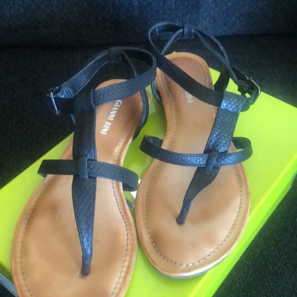 ❤️SOLD❤️ Gianni Bini sandals - Picture 3 of 5